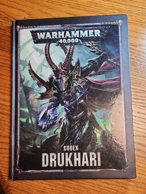 Warhammer 40,000 Codex: Drukhari Hardcover - 8th Edition
